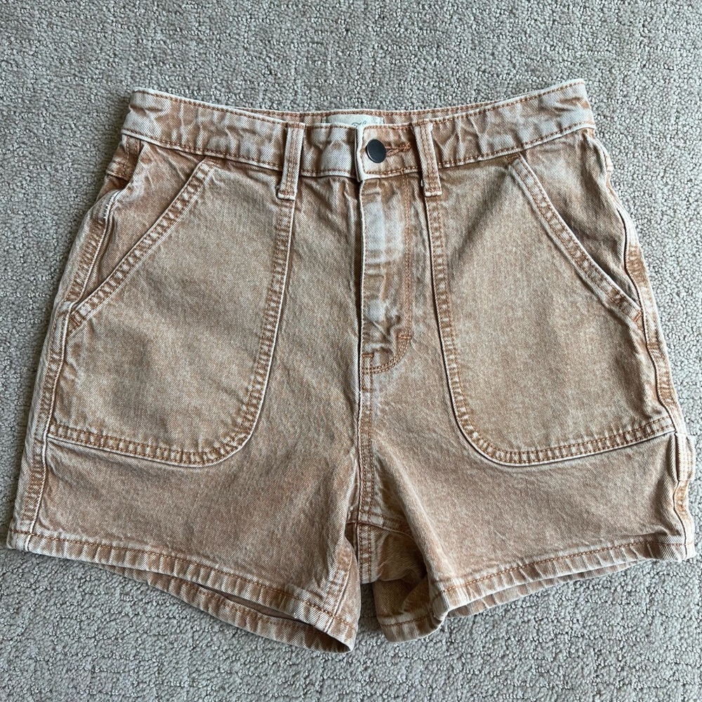 Universal Thread Women’s High Rise Midi Cargo Washed Denim Shorts